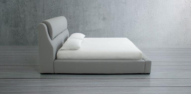 JOYCE CAMA K.S. RINO GRIS