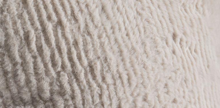 BORBON LOVE SEAT BEIGE TANNER PORCELAIN