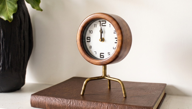 RELOJ VINTAGE DECORATIVO CON TRIPIE